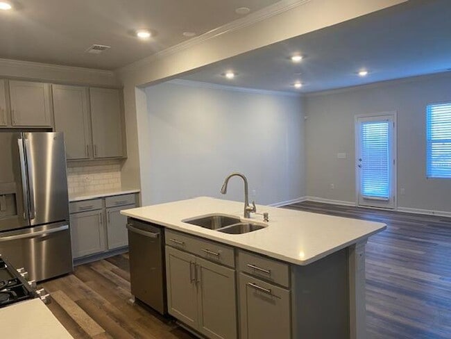 Building Photo - 5041 Arkose Dr