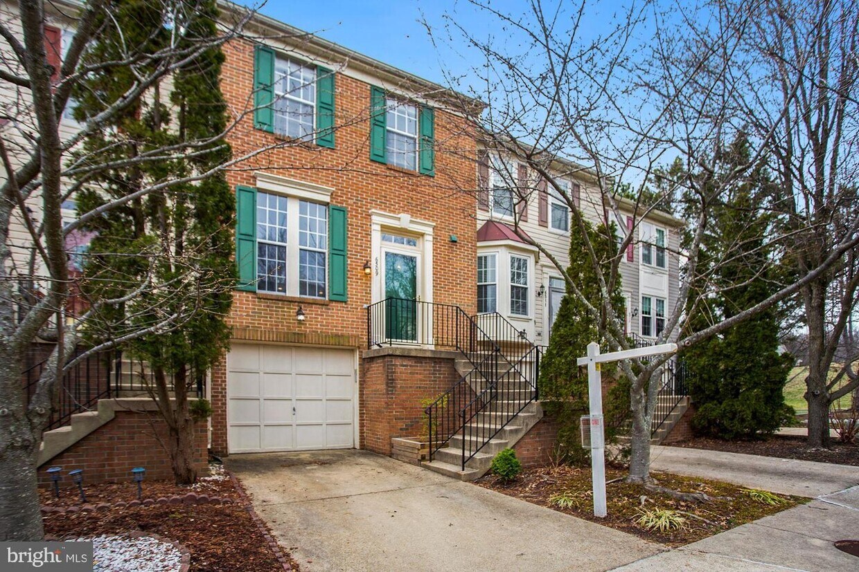 6509 Nevitt Way, Alexandria, VA 22315 Townhouse for Rent in Alexandria, VA
