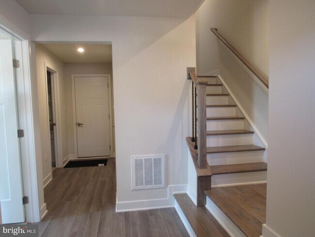 Foto del edificio - 13951 Airfoil Rd