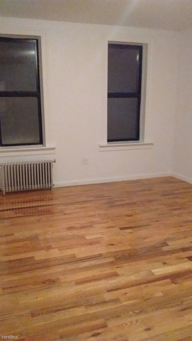 Building Photo - 2 br, 1 bath  - 700 W 176th St