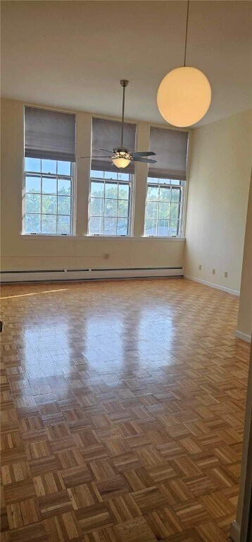 Foto del edificio - 406 E 8th St