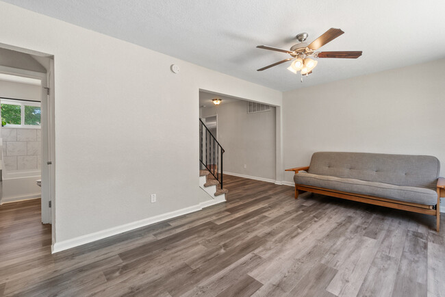 Building Photo - 3109 Manatee Drive