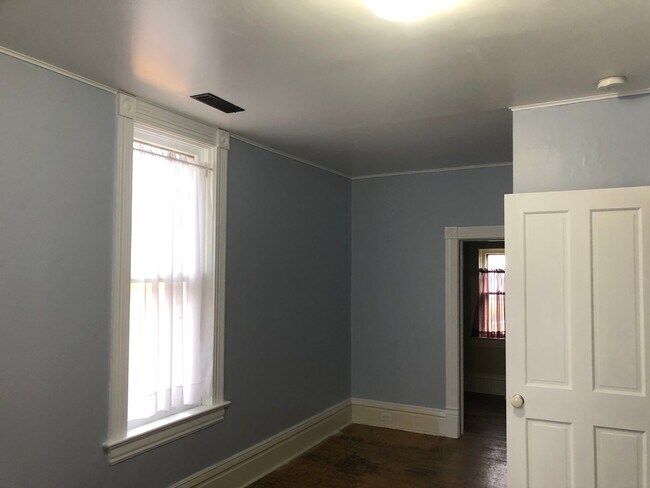 Foto del edificio - Charming Southside Cottage with Spacious G...