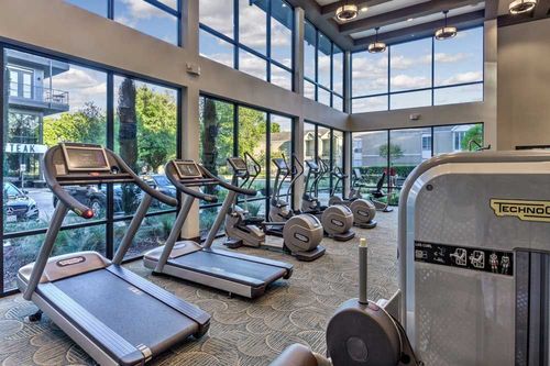 Foto del edificio - 4670 Amesbury Dr