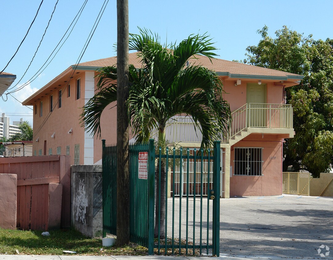 Foto del edificio - 1429 NW 2nd St