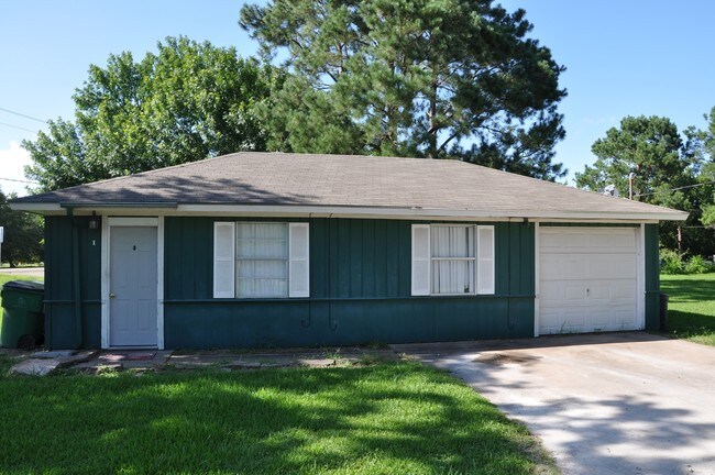 Building Photo - 8831 Masters Rd