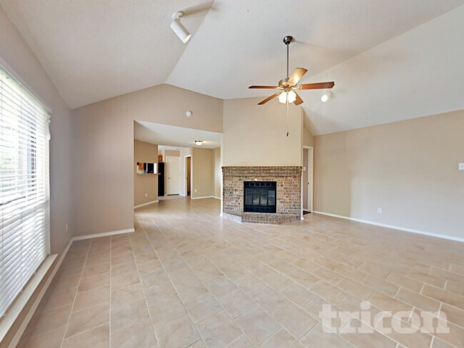 Building Photo - 1734 Windmill Ln