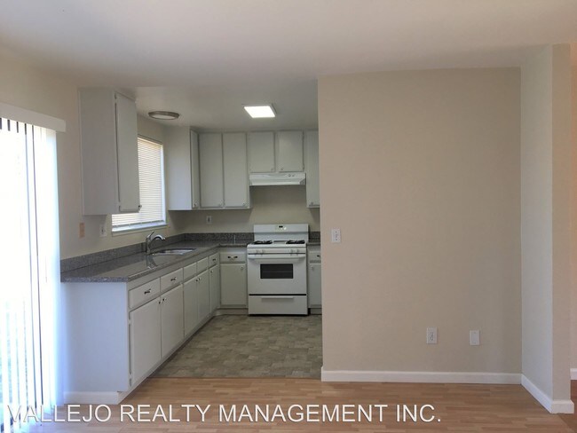 Building Photo - 4 br, 2 bath House - 120 Bluebell Place