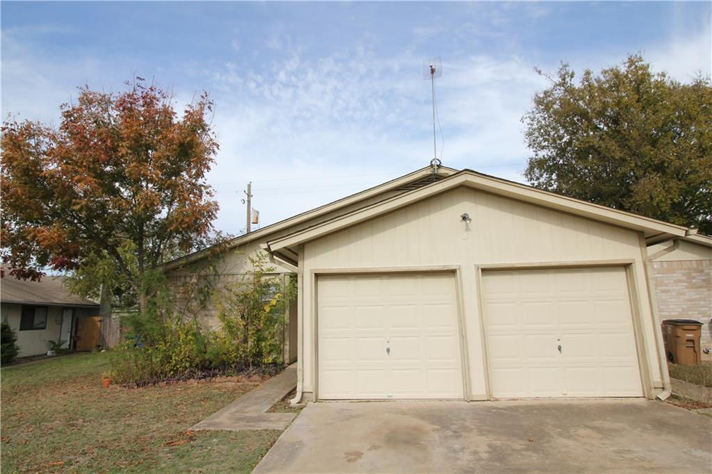 Primary Photo - 12818 Copper Cliff Ave