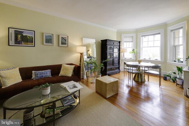 Foto del edificio - 2311 Connecticut Ave NW