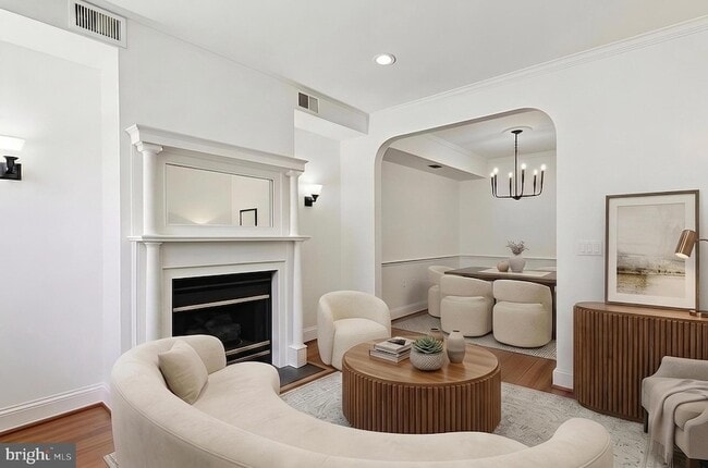 Photo - 406 N Payne St Townhome