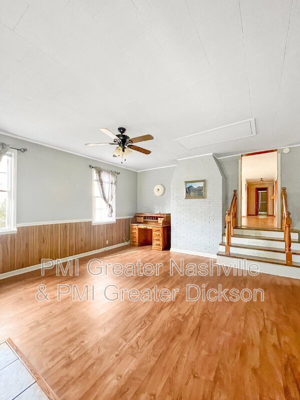 Foto del edificio - 218 Donegan Crossing Rd