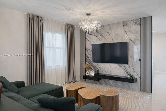 Building Photo - 829 NE 191st St