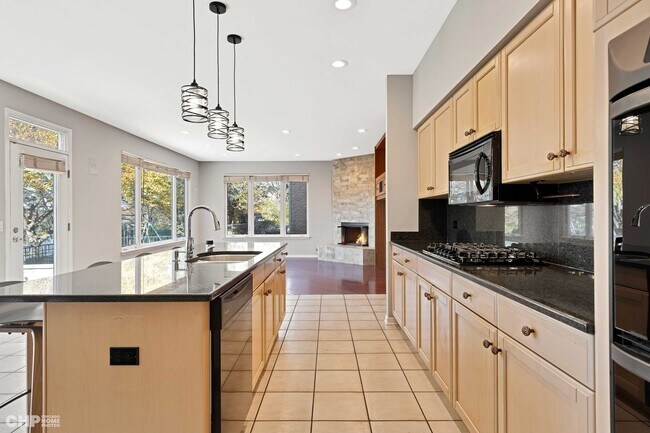 Building Photo - 2522 Steven Ln