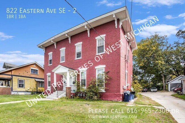Foto del edificio - 822 Eastern Ave SE