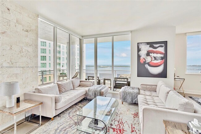Foto del edificio - 3 br, 4.5 bath Condo - 901 Brickell Key Bl...