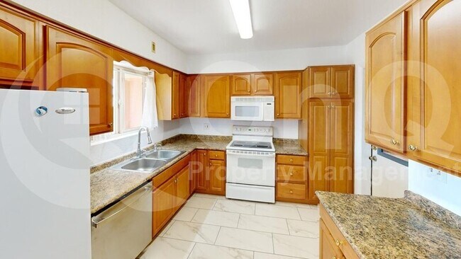 Foto del edificio - 5915 E Anaheim St