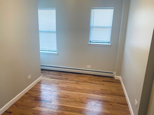 Building Photo - 4915 S Drexel Blvd