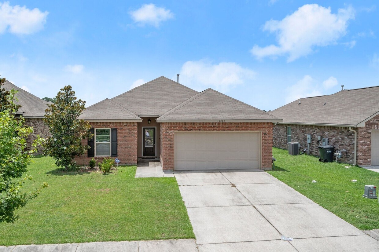 Primary Photo - 15405 Mossystone Dr