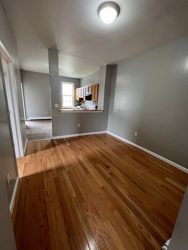 184 Duncan Ave Unit 1, Jersey City, NJ 07306 Condo for Rent in Jersey