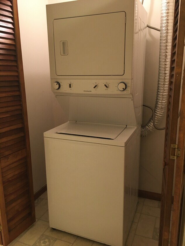 In-unit stacked washer/dryer - 9 Blackstone Dr