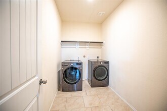 Building Photo - 23719 San Barria Dr