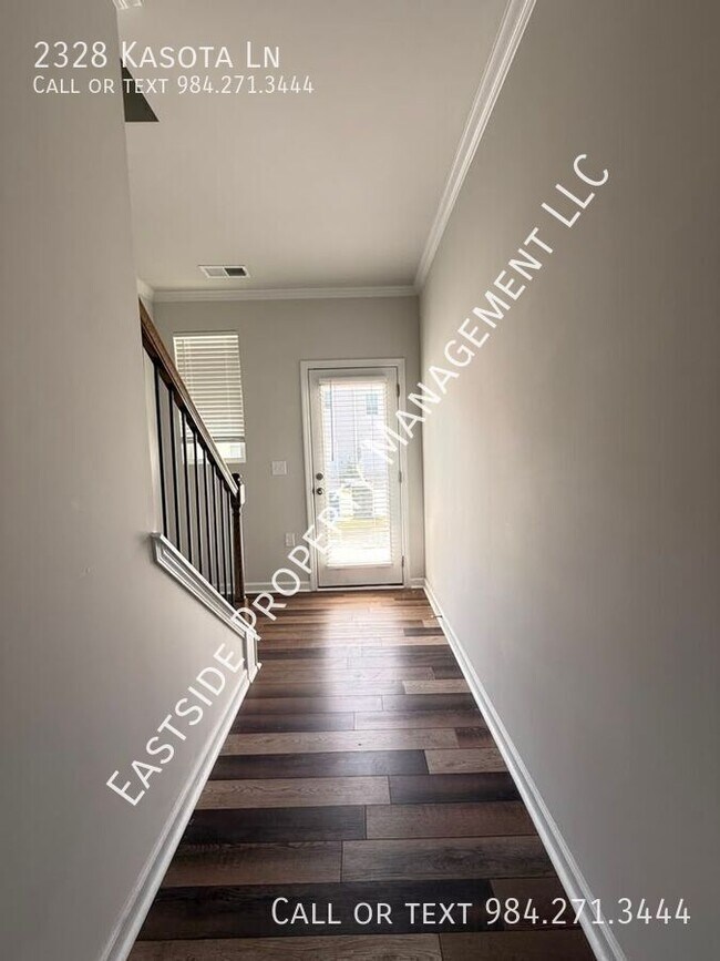 Foto del edificio - 2328 Kasota Ln