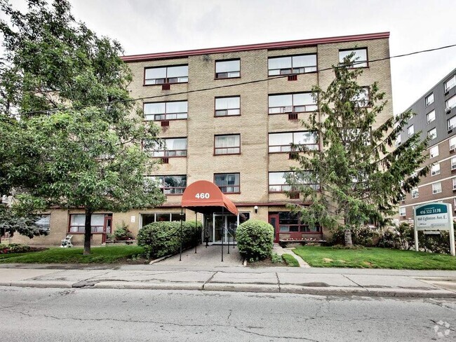 Building Photo - Yonge Eglinton Apartments