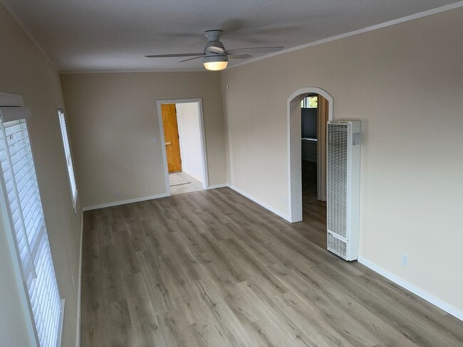 Building Photo - Coastal Modern Bungalow Near Henderson Center