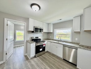 Building Photo - 2288 Hungarytown Rd