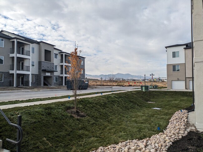 Building Photo - 13516 Maximus Dr
