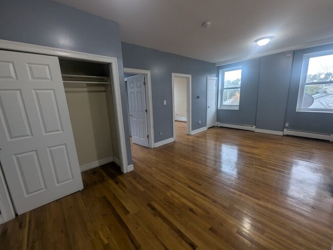 Foto del edificio - 672 Congress Ave