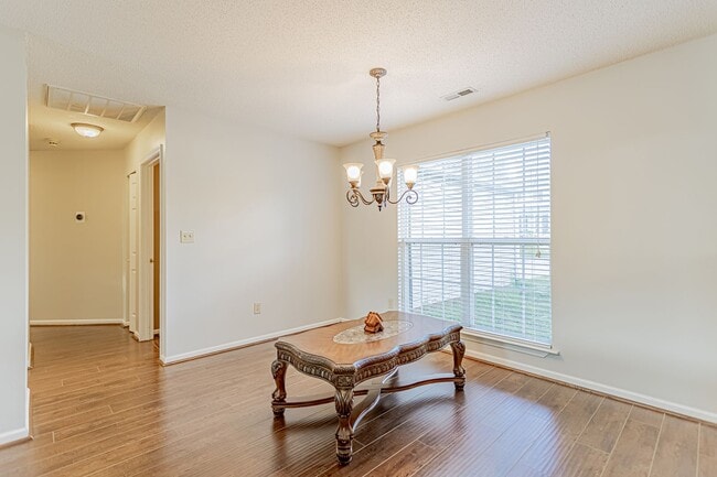 Foto del edificio - Ranch Home in Greer Within Riverside Schools