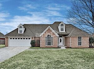 Building Photo - 1123 Tara Dr