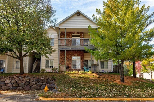 Building Photo - 2447 Patricia Dr