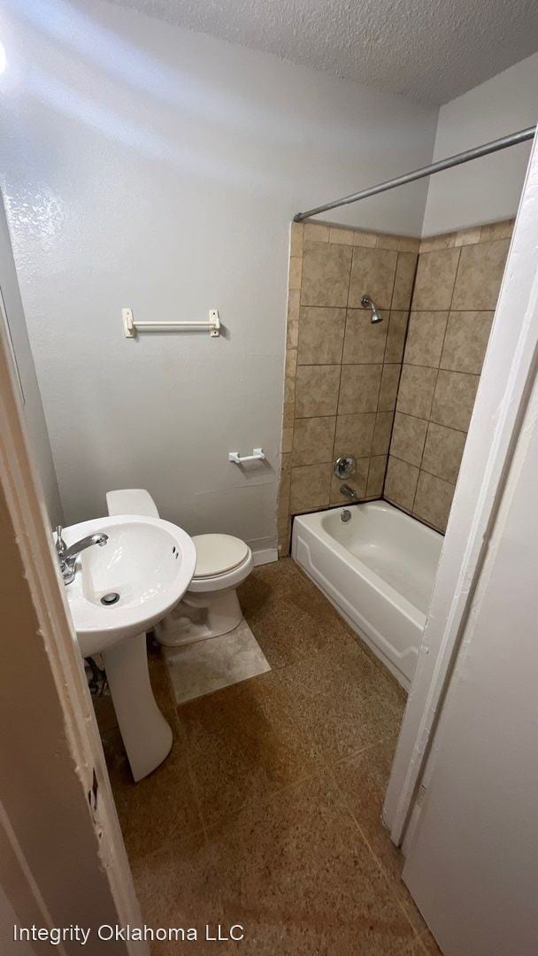 Building Photo - 2 br, 1 bath House - 2701 NW 16th St