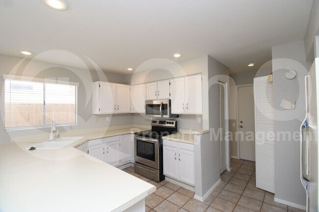 Building Photo - 5066 W Jupiter Way