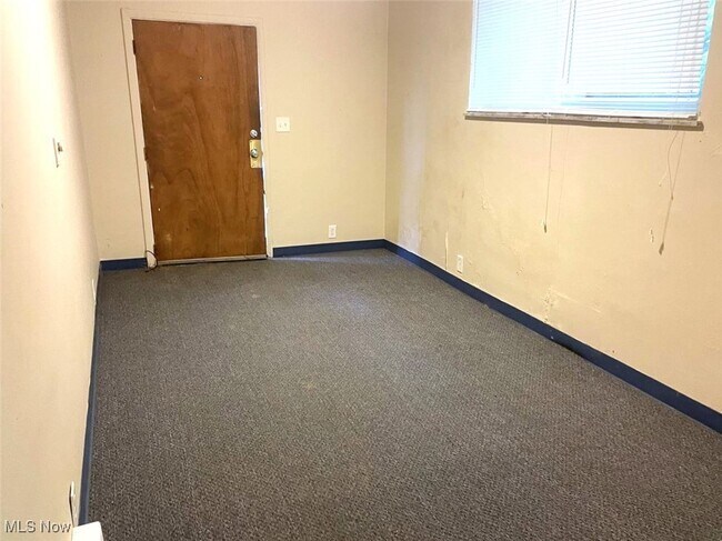 Foto del edificio - 2809 Sunset Blvd