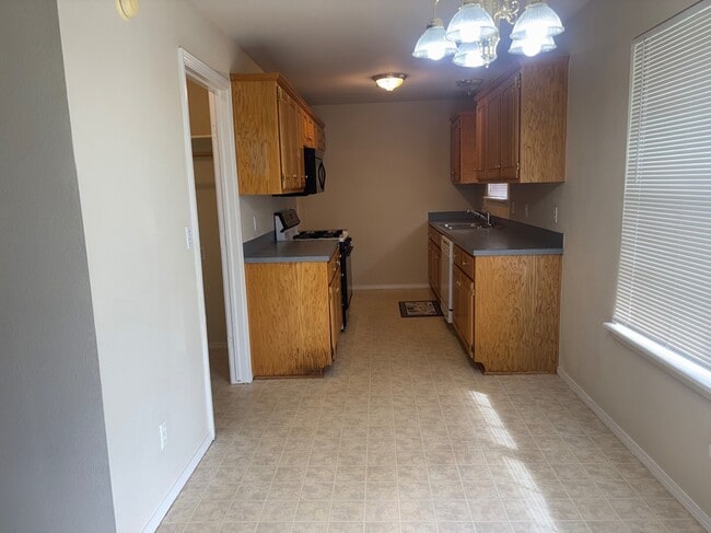 Foto del edificio - 2310 S Hickory St