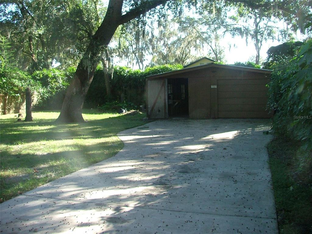 Foto del edificio - 11709 Hoyt Ave