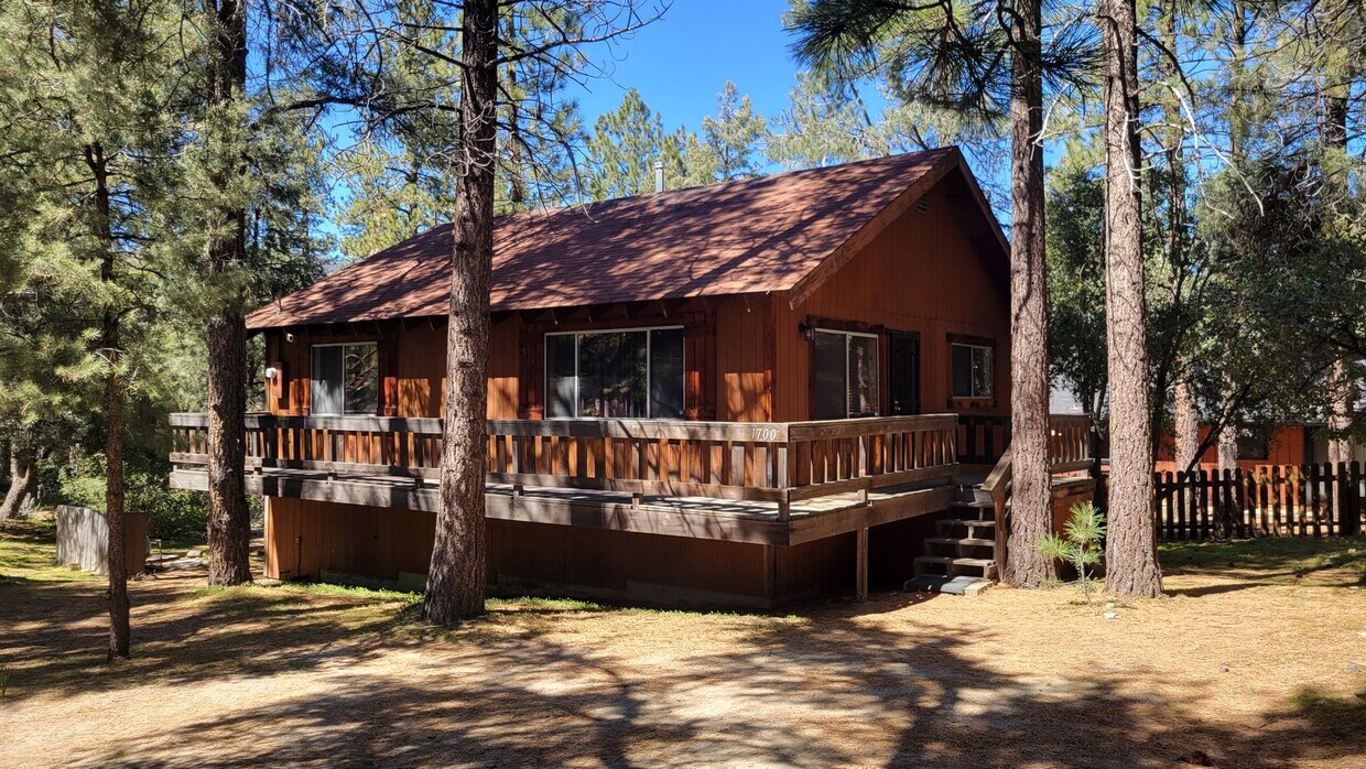 Primary Photo - 2-Bedroom, 1.5-Bath Mountain Hideaway