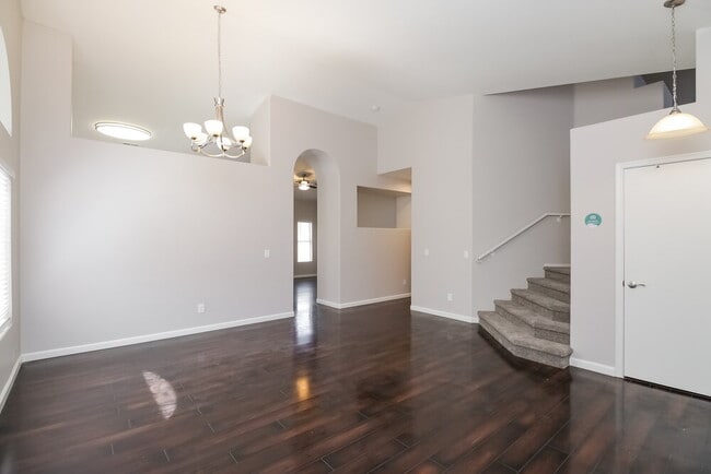 Foto del edificio - 14823 W Dovestar Dr