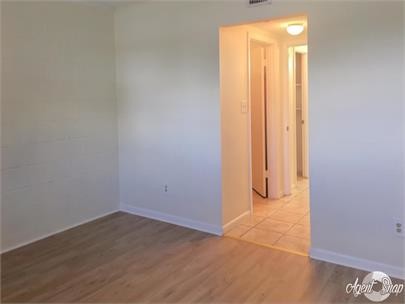 Foto del edificio - 1852 Golf View Ave