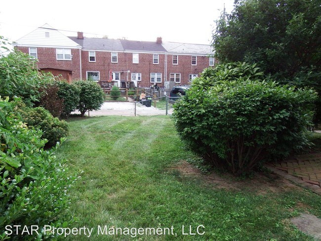 Building Photo - 1820 Deveron Rd