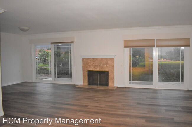 Building Photo - 3 br, 2 bath House - 5100 Avenida Del Sol
