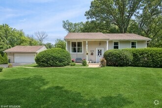 Building Photo - 1475 Deerfield Pl