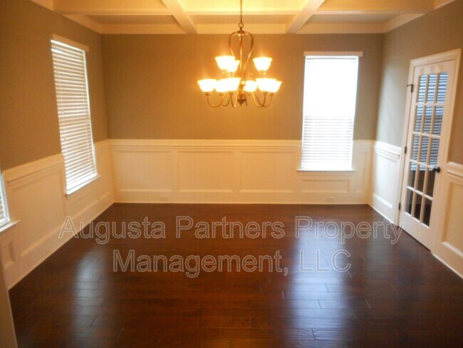 Building Photo - 3031 Haynes Station Dr