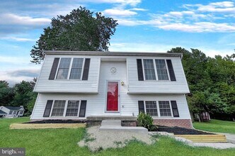 Building Photo - 7219 Ford Hollow Dr