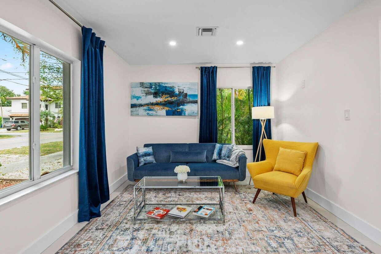 Foto principal - 430 NE 14th Ave