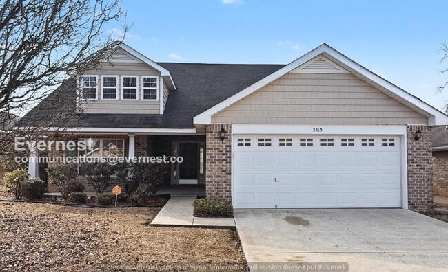 Building Photo - 2513 Slate Dr SW